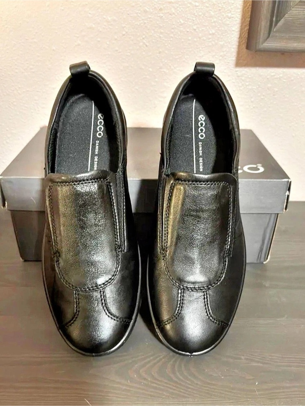 ECCO Soft 7 Leather Slip-On Flats Black US 7.75